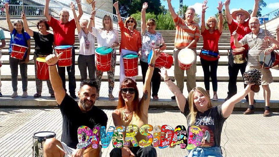 “Tambores que hackean el viejismo”. | Diversidad