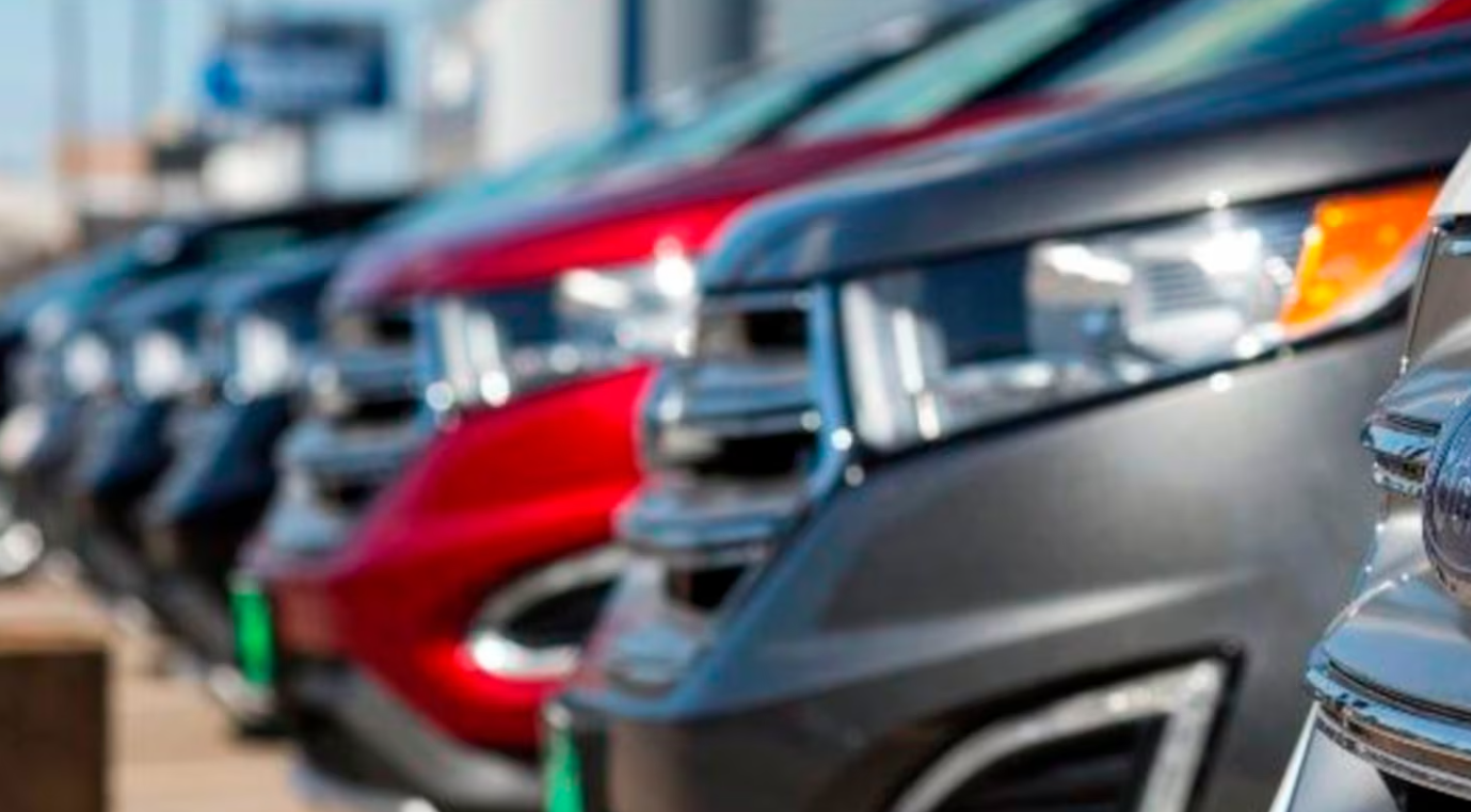 El Gobierno redujo impuestos para autos de alta gama y motos | Política y economía