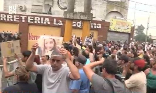 Vecinos marcharon para pedir justicia por Josué y Paloma | Actualidad