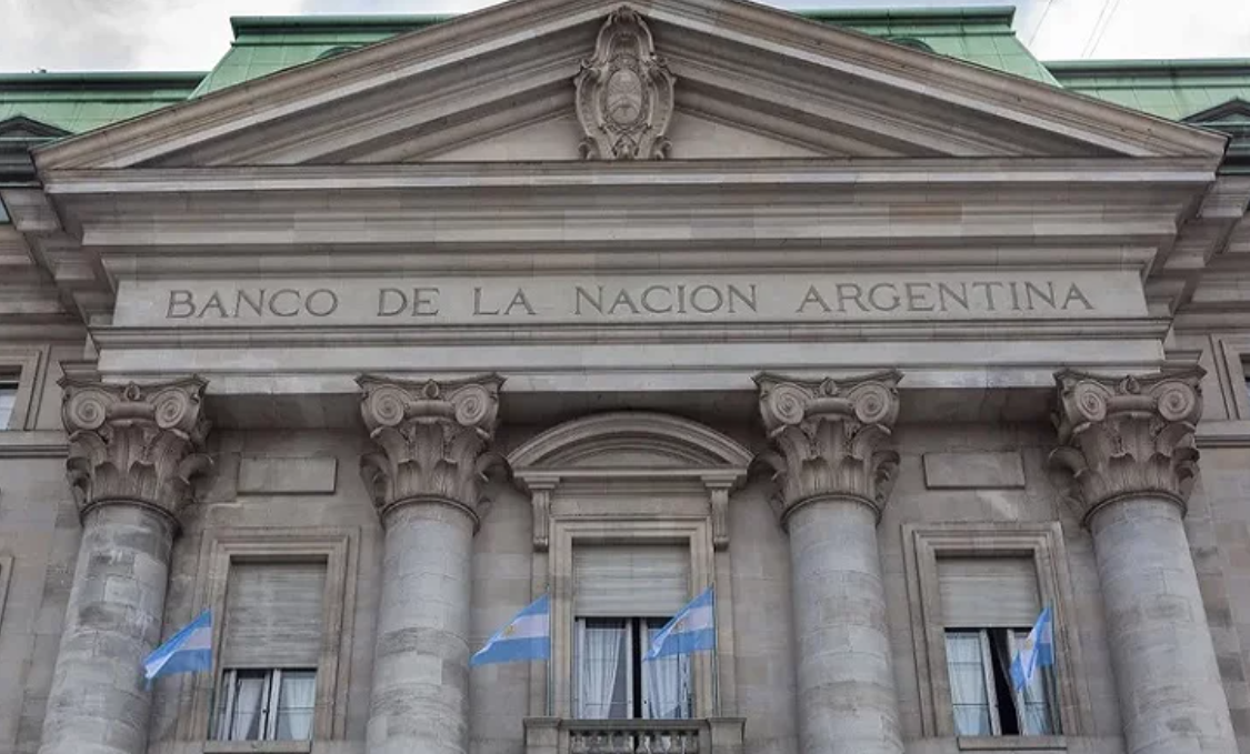 La Justicia suspendió el decreto que transforma al Banco Nación en Sociedad Anónima | Política y economía