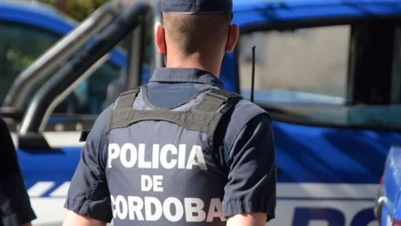 Horror en Córdoba: un adolescente peleó con su novia y murió tras arrojarse delante de un camión | Córdoba