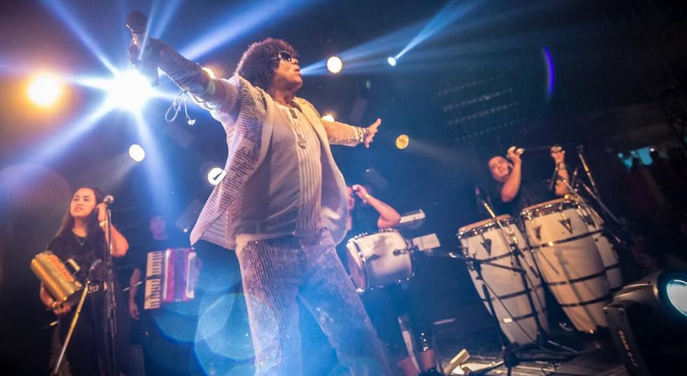 Regreso triunfal de "La Mona" al Templo Jimenero | Espectáculos