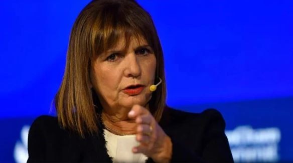 Patricia Bullrich presenta la Ley Antibarras con el objetivo de endurecer penas | Política y economía