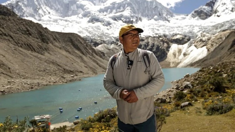 Un agricultor peruano enfrenta por el deshielo a un gigante energético ante la justicia alemana | Internacionales