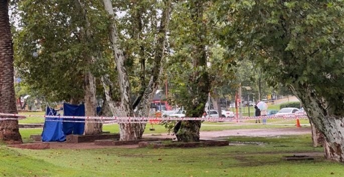 Carlos Paz: hallaron a un hombre sin vida frente a los Jardines Municipales | Córdoba