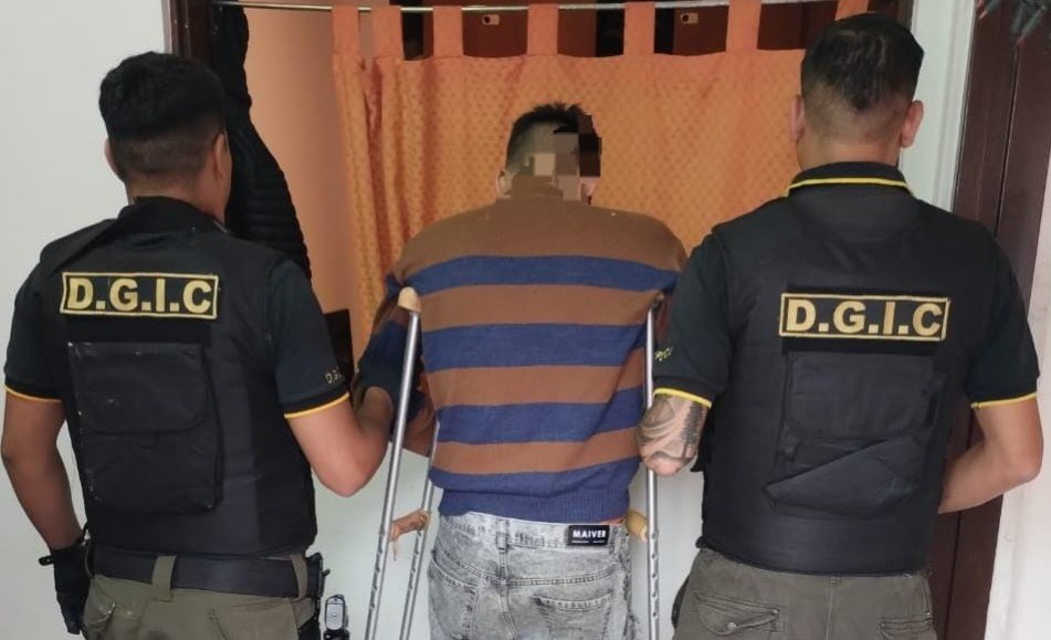 Con la pierna rota, engañaba a choferes de aplicaciones para robarles en Córdoba: lo detuvieron | Córdoba