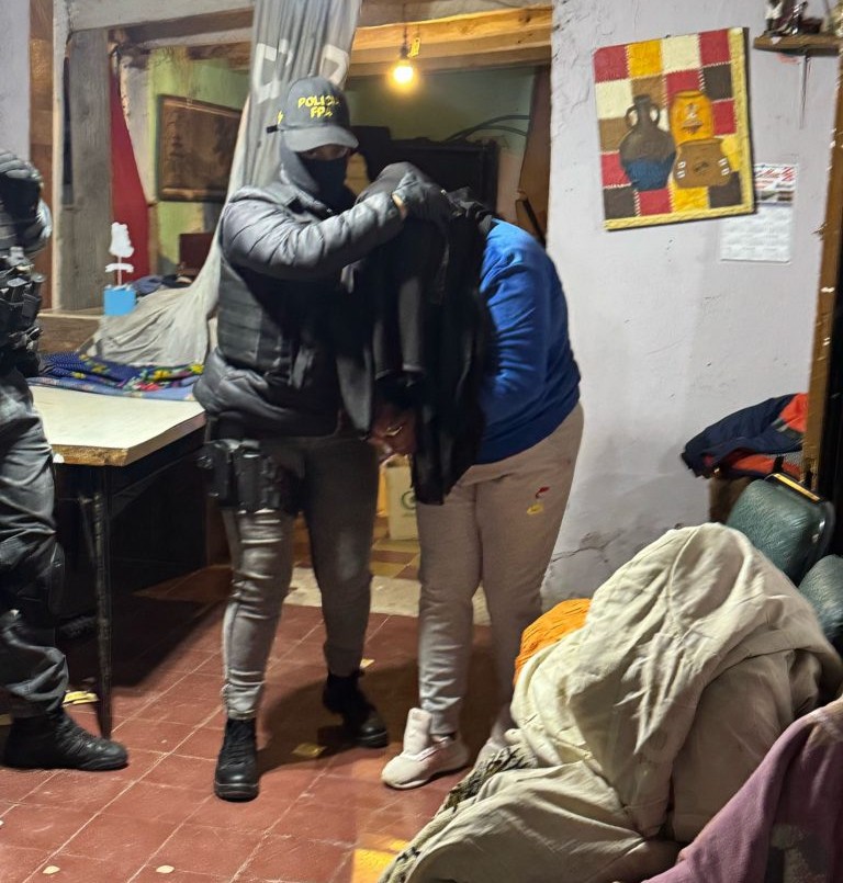 Dos hermanos quedaron detenidos por venta de cocaína y marihuana | Córdoba