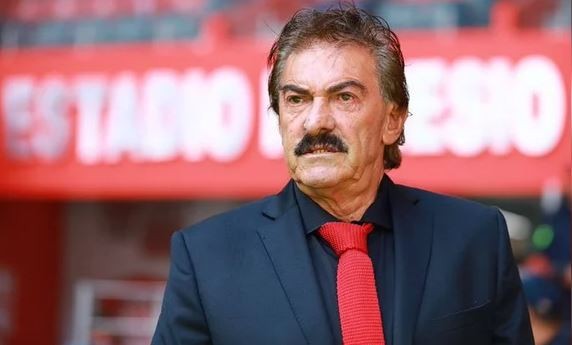 Ricardo Lavolpe se postuló para volver a dirigir en el fútbol argentino | Deportes