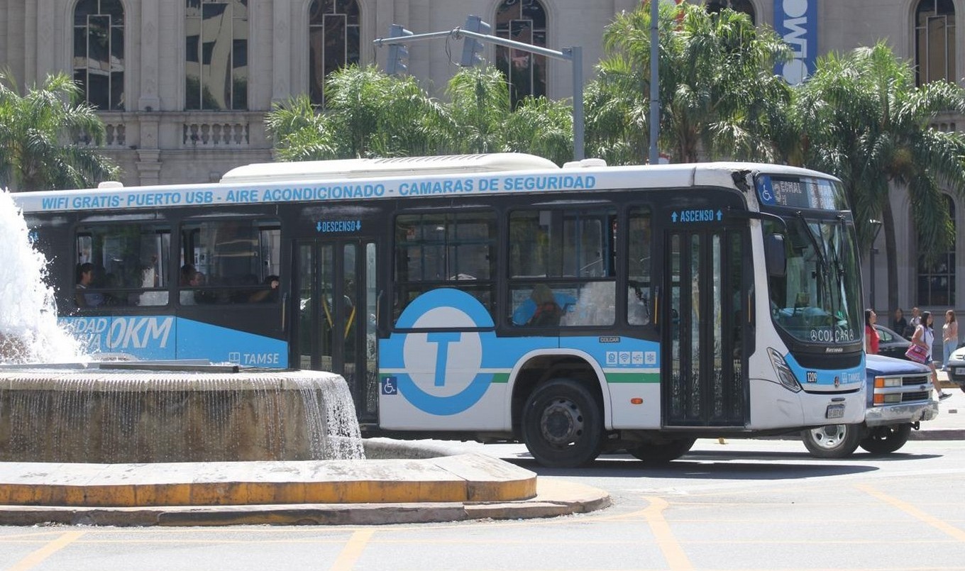 No habrá transporte urbano este jueves 1° de mayo en Córdoba | Córdoba