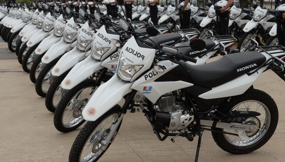 Con foco en el patrullaje, el Gobierno de Córdoba entregará 600 motos a la fuerza policial | Córdoba