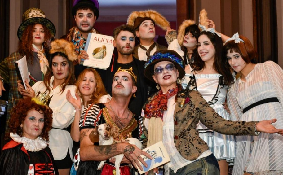 La Noche de las Lecturas 2024: un evento para celebrar la pasión por los libros y la escritura en Córdoba | Córdoba