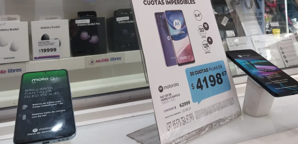 Oficializan la rebaja de aranceles para la importación de teléfonos celulares | Actualidad