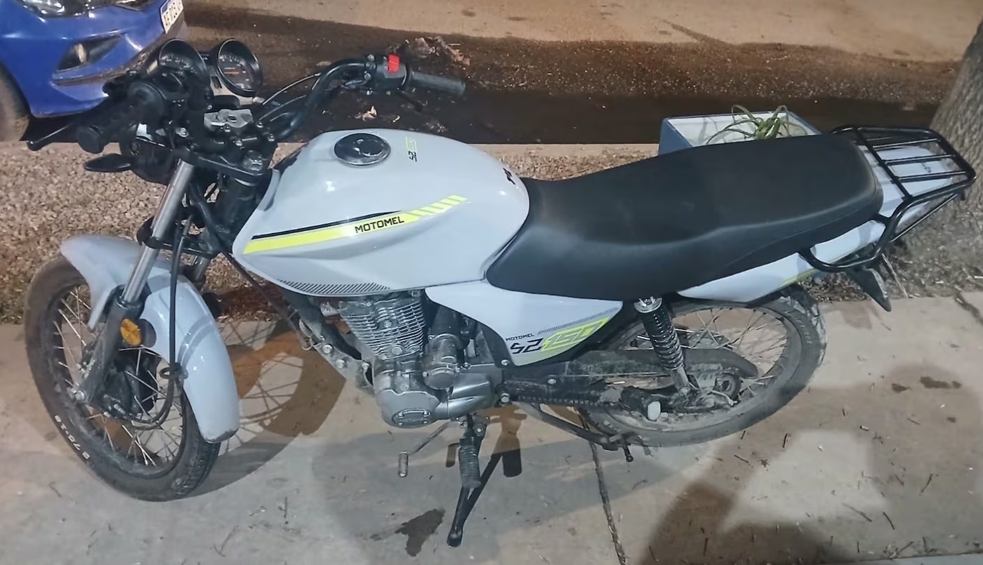 Un menor de 16 años robó una motocicleta e intentó escapar: lo atraparon tras una persecución | Córdoba