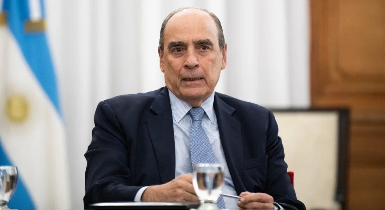 Francos anticipó que la semana próxima estará listo el proyecto que permtirá usar dólares sin declarar | Política y economía