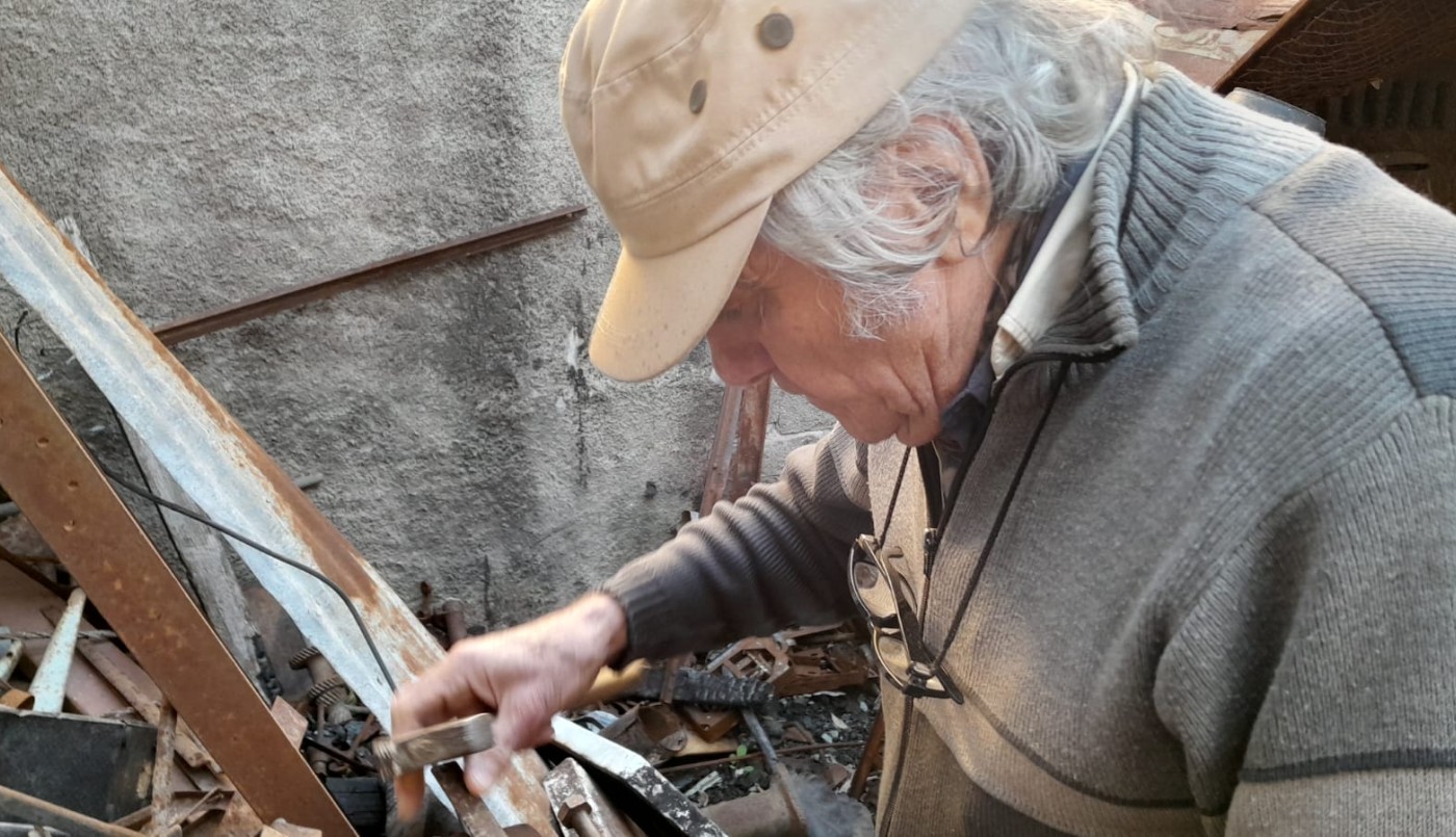 Tiene 80 años y va por su quinto curso en la Escuela de Oficios de la UNC | Córdoba