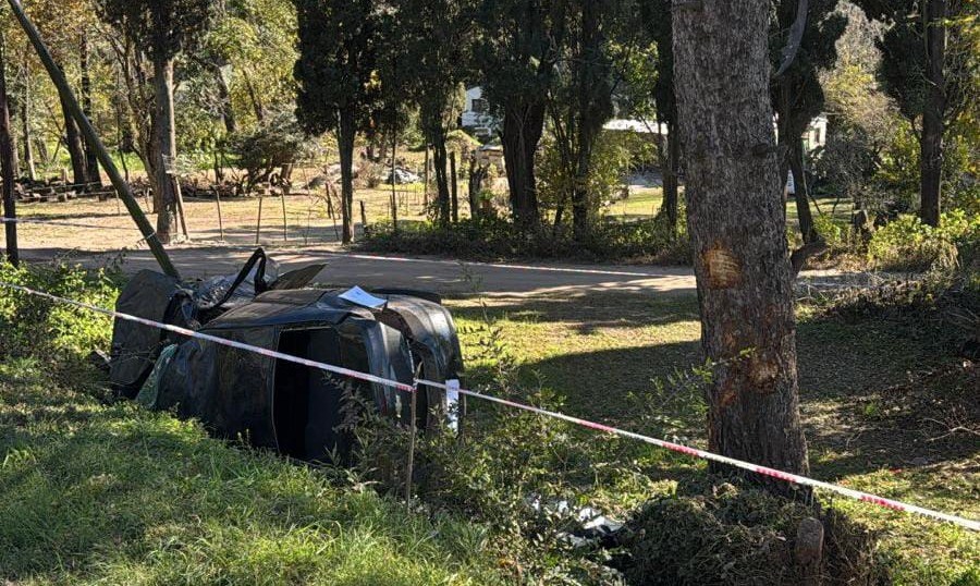 Siniestro fatal: chocó su auto contra un árbol y su acompañante perdió la vida | Córdoba