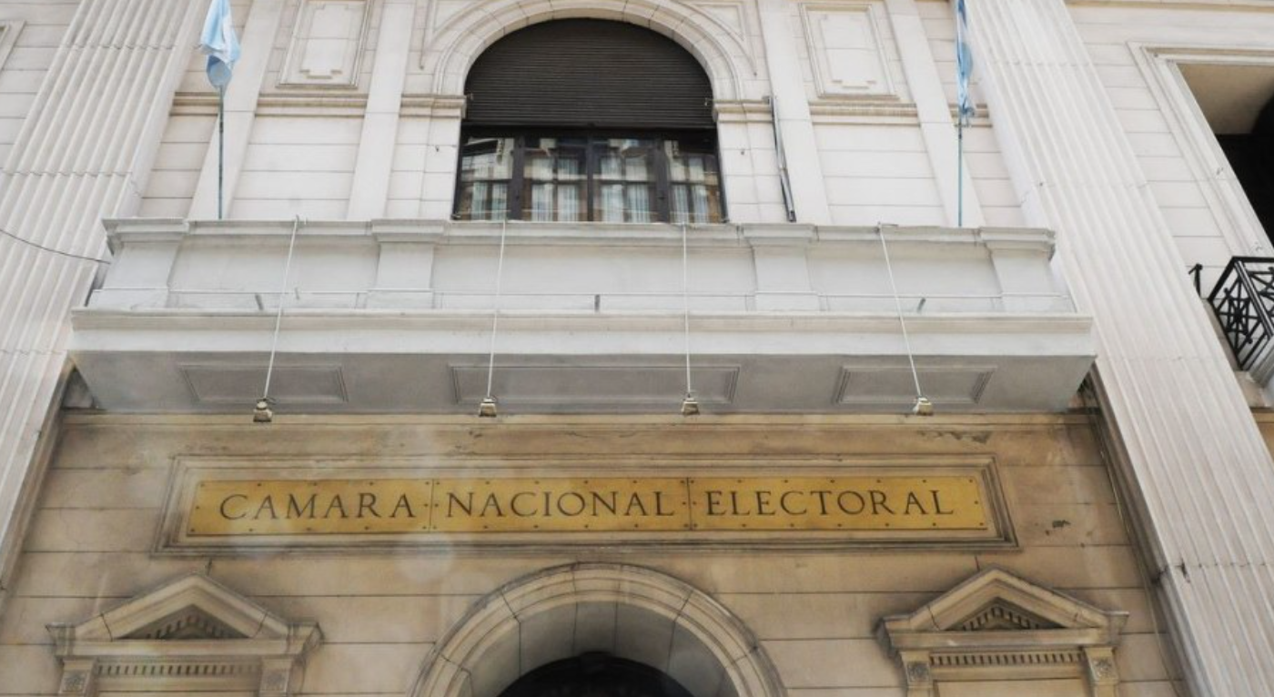 La Cámara Nacional Electoral fue notificada de la inhabilitación de Cristina Kirchner para ejercer cargos | Política y economía