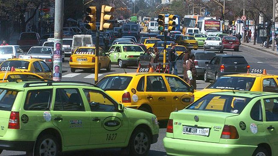 Aumentan las tarifas de taxis y remises en Córdoba | Córdoba