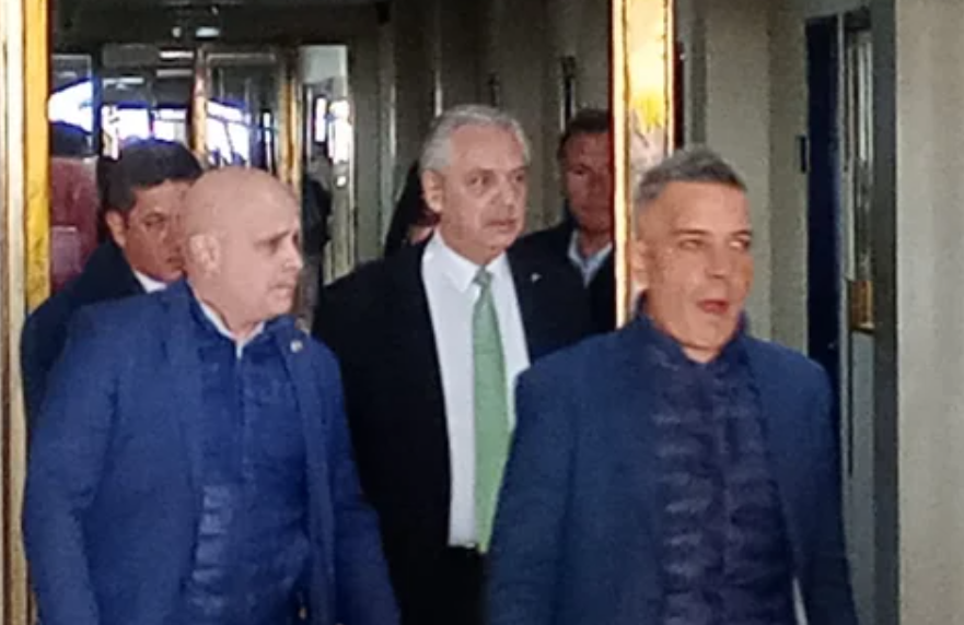 Alberto Fernández en Comodoro Py: amplía su indagatoria en la causa Seguros | Política y economía
