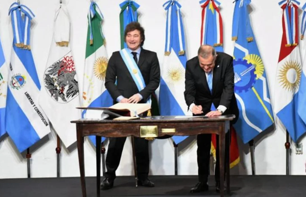 En pugna con las provincias, Milei encabezará el acto en Tucumán ante un puñado de gobernadores | Política y economía