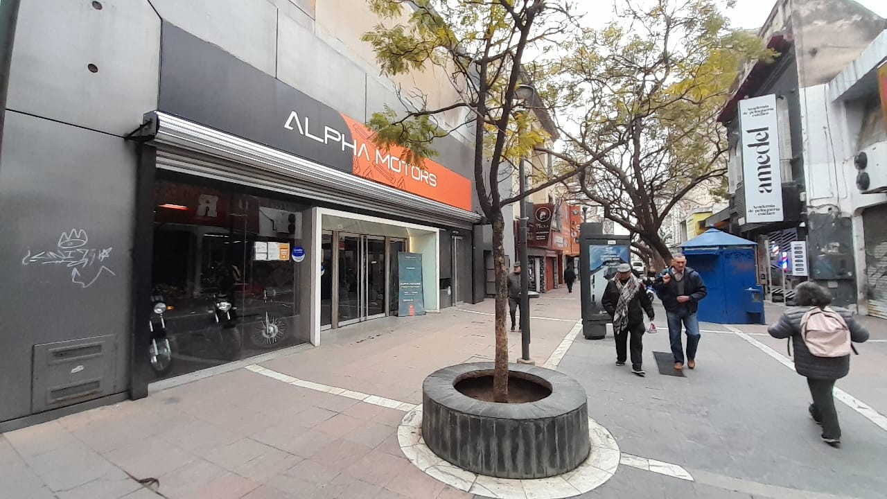 Robo millonario en el centro de Córdoba: se llevaron hasta 9 millones de una concesionaria | Córdoba