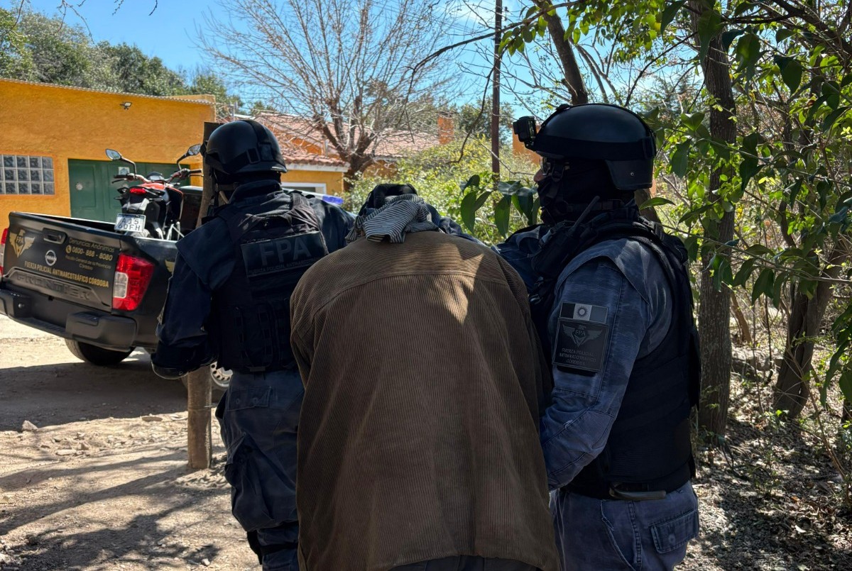 Detuvieron a un veterinario que regalaba drogas a menores de edad en Córdoba | Córdoba