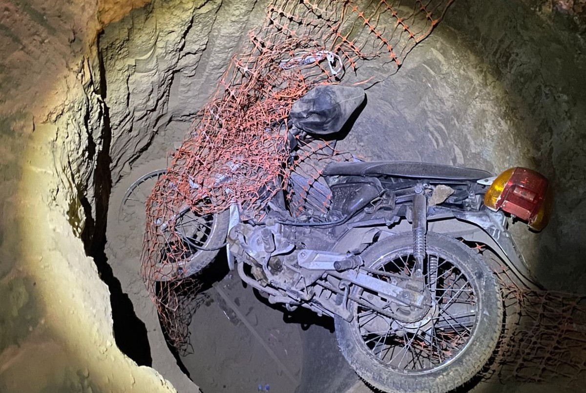 Puede salir mal: intentó ayudar a un hombre que cayó en un pozo y terminó dentro | Córdoba