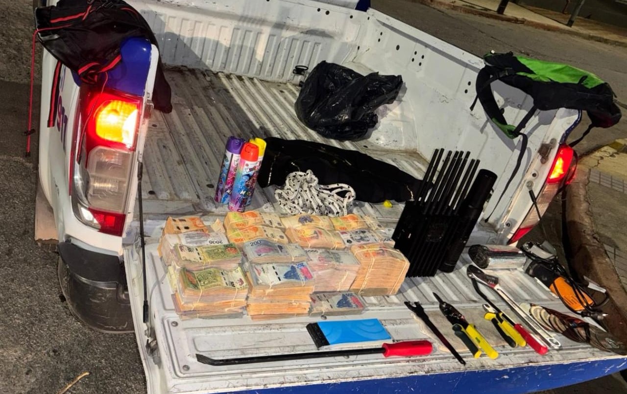 Golpe millonario: secuestran 30 millones, auto e inhibidores | Córdoba