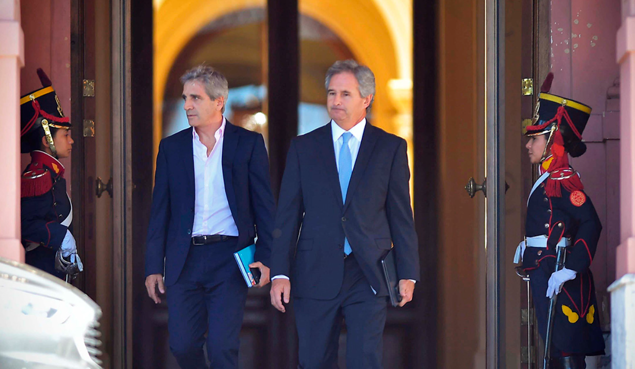 El Gobierno anunció que interviene en el mercado para que no se dispare el dólar | Política y economía