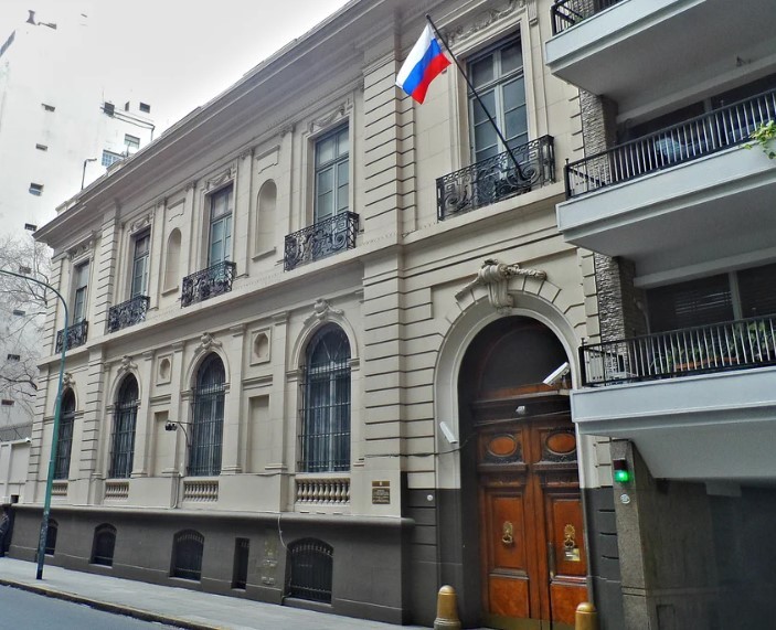 La Embajada de Rusia respondió a las acusaciones del Gobierno por los audios: "Son infundadas y falsas" | Política y economía