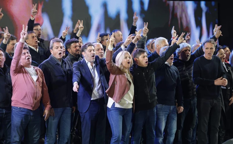 Kicillof consolida su figura en la interna del peronismo y se proyecta para el 2027 | Política y economía