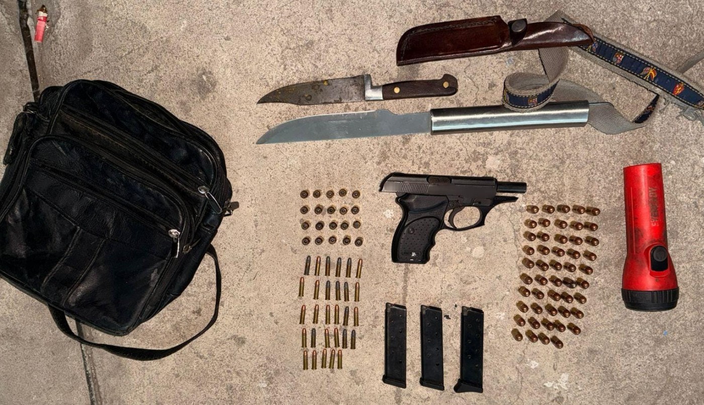 Se detuvo a un hombre que circulaba por la vía pública armado | Córdoba