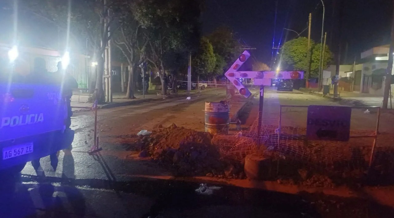 Un motociclista murió tras chocar contra una señalizacón de una obra pública | Córdoba