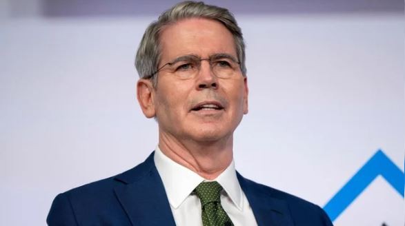 Bessent anunció que el Tesoro compraría deuda argentina y que negocia un swap de U$S 20.000 millones | Política y economía