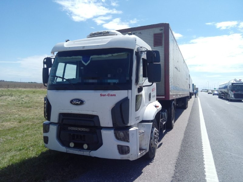 Tragedia en la Autopista Córdoba–Rosario: murió un camionero tras ser embestido | Córdoba