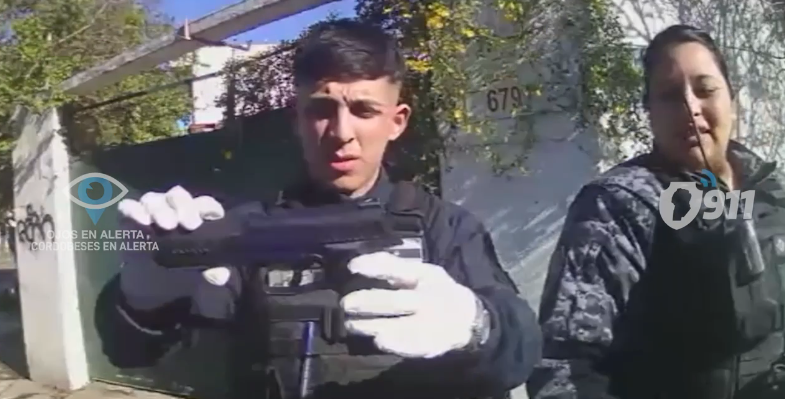 Recuperan un auto robado gracias a "Cordobeses en Alerta": tenía una réplica de arma adentro | Córdoba