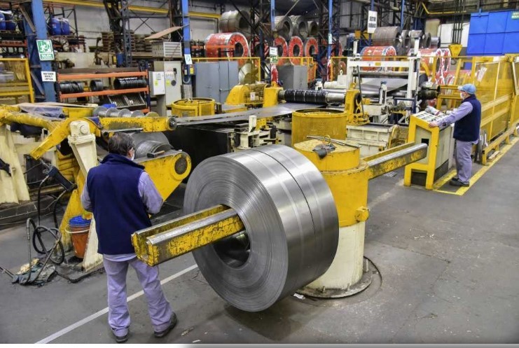 El Gobierno eliminó temporalmente las retenciones a las exportaciones de acero, aluminio y derivados | Política y economía