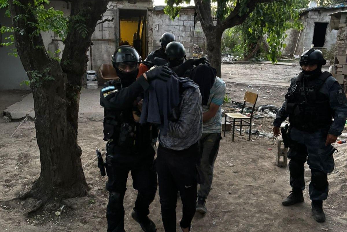 FPA desarticuló seis puntos de venta de drogas en Monja Sierra: diez detenidos | Córdoba