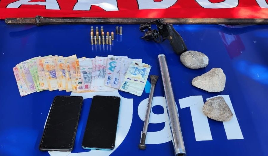 Iban armados rumbo a la cancha y fueron detenidos en barrio Yapeyú | Córdoba