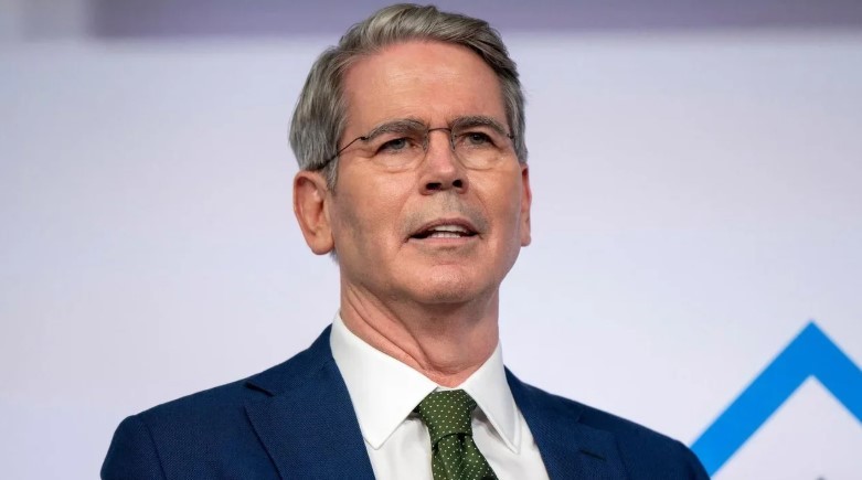 EEUU volvió a comprar pesos y confirmó un salvataje total de US$40.000 | Política y economía