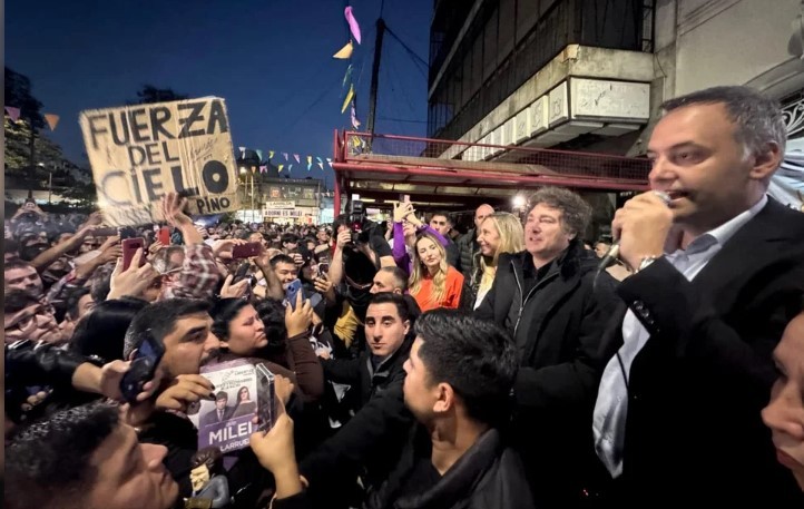En la recta final de la campaña, Javier Milei visita Córdoba y prepara un acto de cierre en Rosario | Política y economía