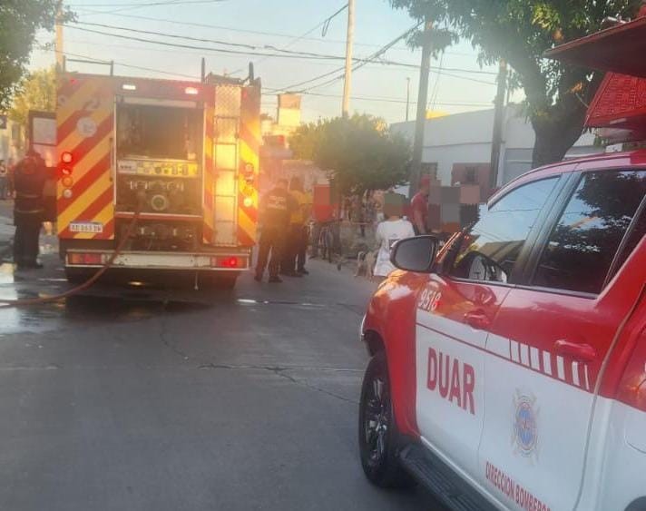 Incendio en una vivienda de barrio Urquiza: un niño fue trasladado al Hospital de Niños | Córdoba