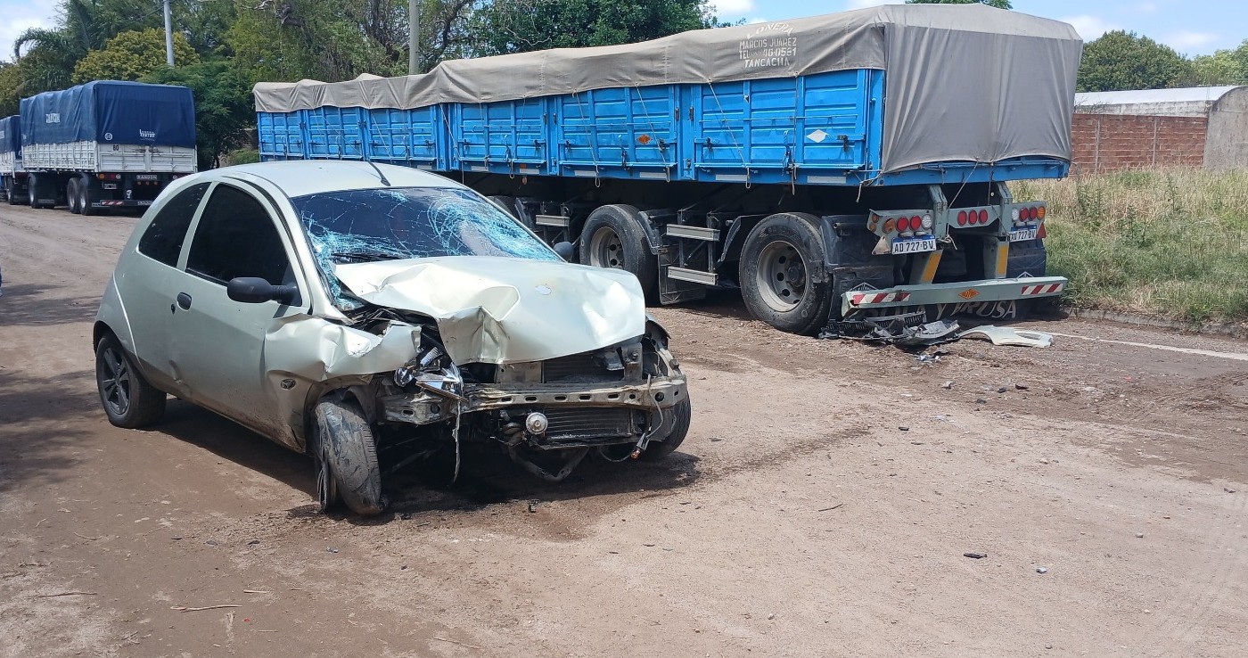 Dos personas embestidas por un automóvil en Colonia Caroya: la conductora permanece internada | Córdoba