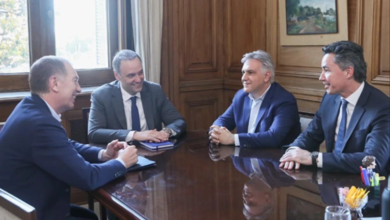 Llaryora tras su visita a la Casa Rosada: pide diálogo, apoyo al crecimiento y una “modernización laboral sin atropellos” | Córdoba