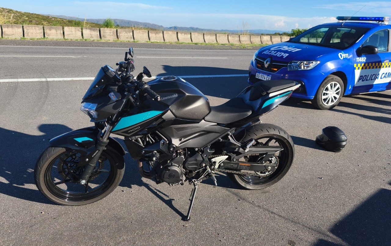 Detuvieron a un motociclista que corría picadas en las Altas Cumbres | Córdoba