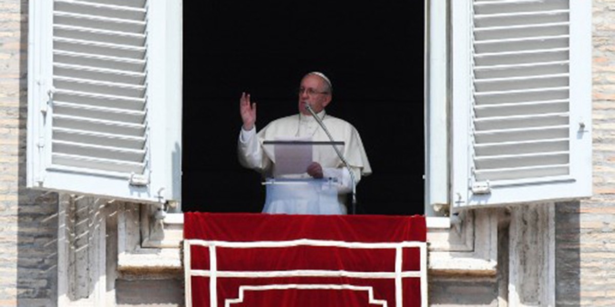 El papa Francisco pidió "liberar al mundo de la violencia terrorista" | Internacionales