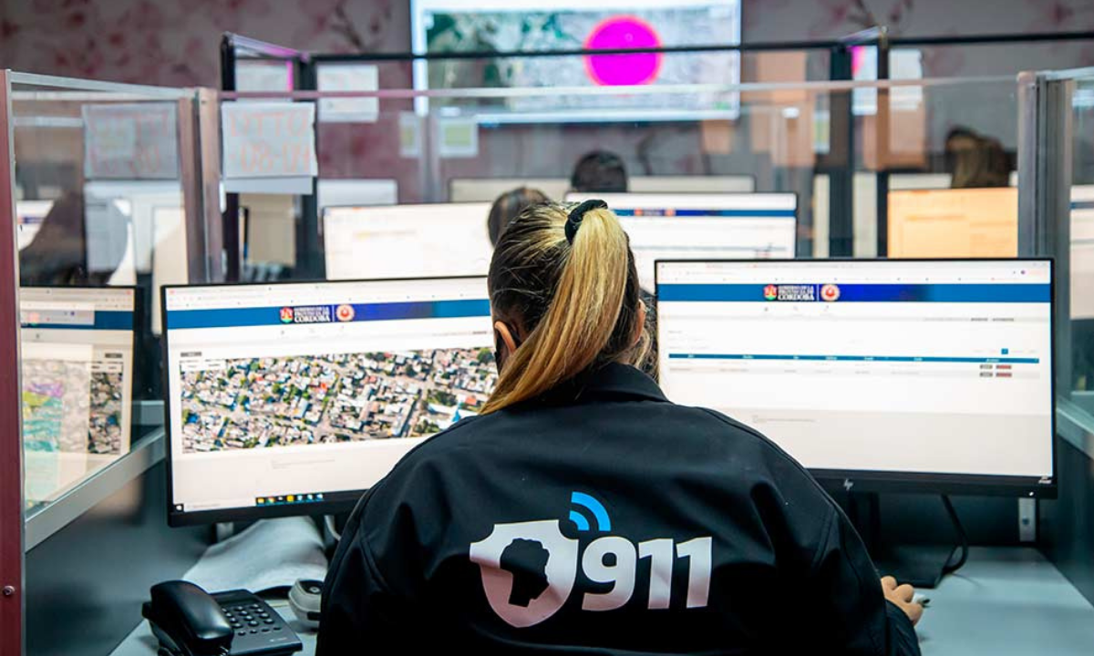 Una operadora del 911 guió un parto domiciliario y asistió el nacimiento de un bebé | Córdoba