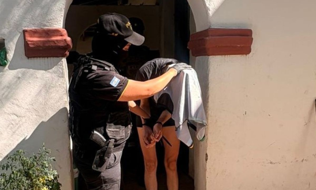 San Marcos Sierras: detuvieron a una mujer que vendía droga frente a una escuela | Córdoba