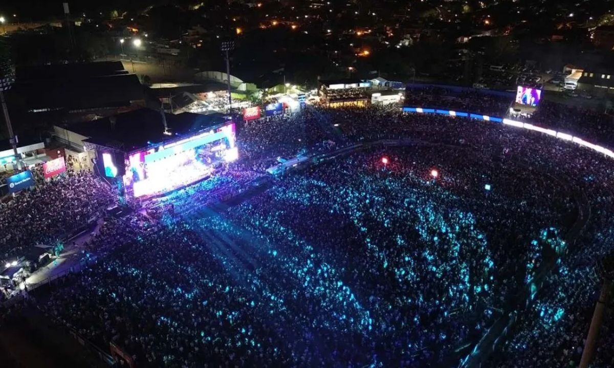 Sergio Galleguillo, LBC y Euge Quevedo encienden la sexta noche de Jesús María | Espectáculos