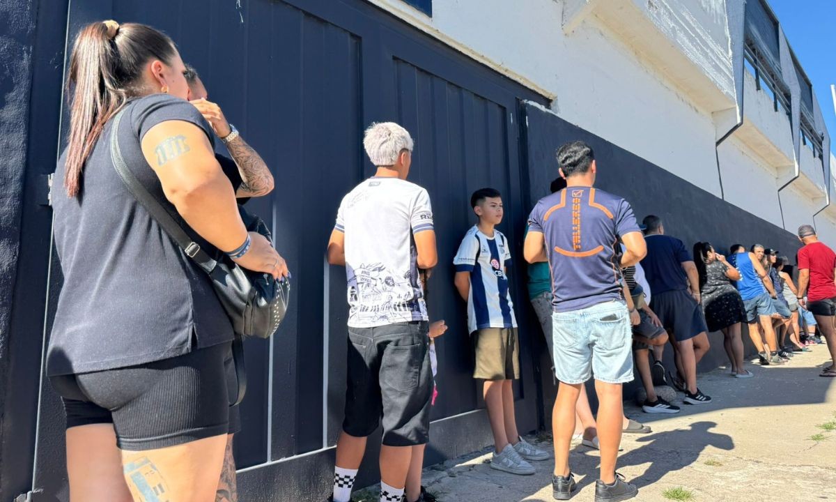 Talleres debuta en Copa Argentina: largas filas y locura por las entradas en la Boutique | Deportes